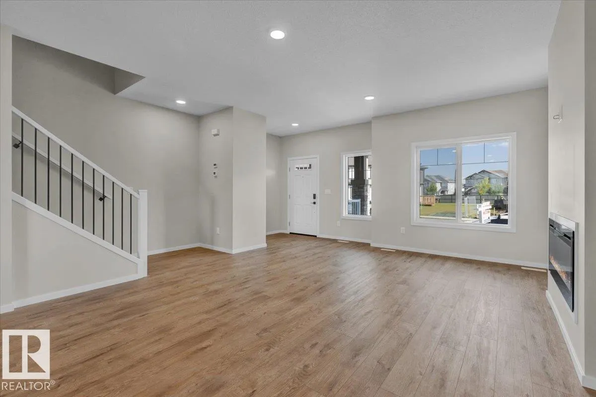 21 FICUS WY