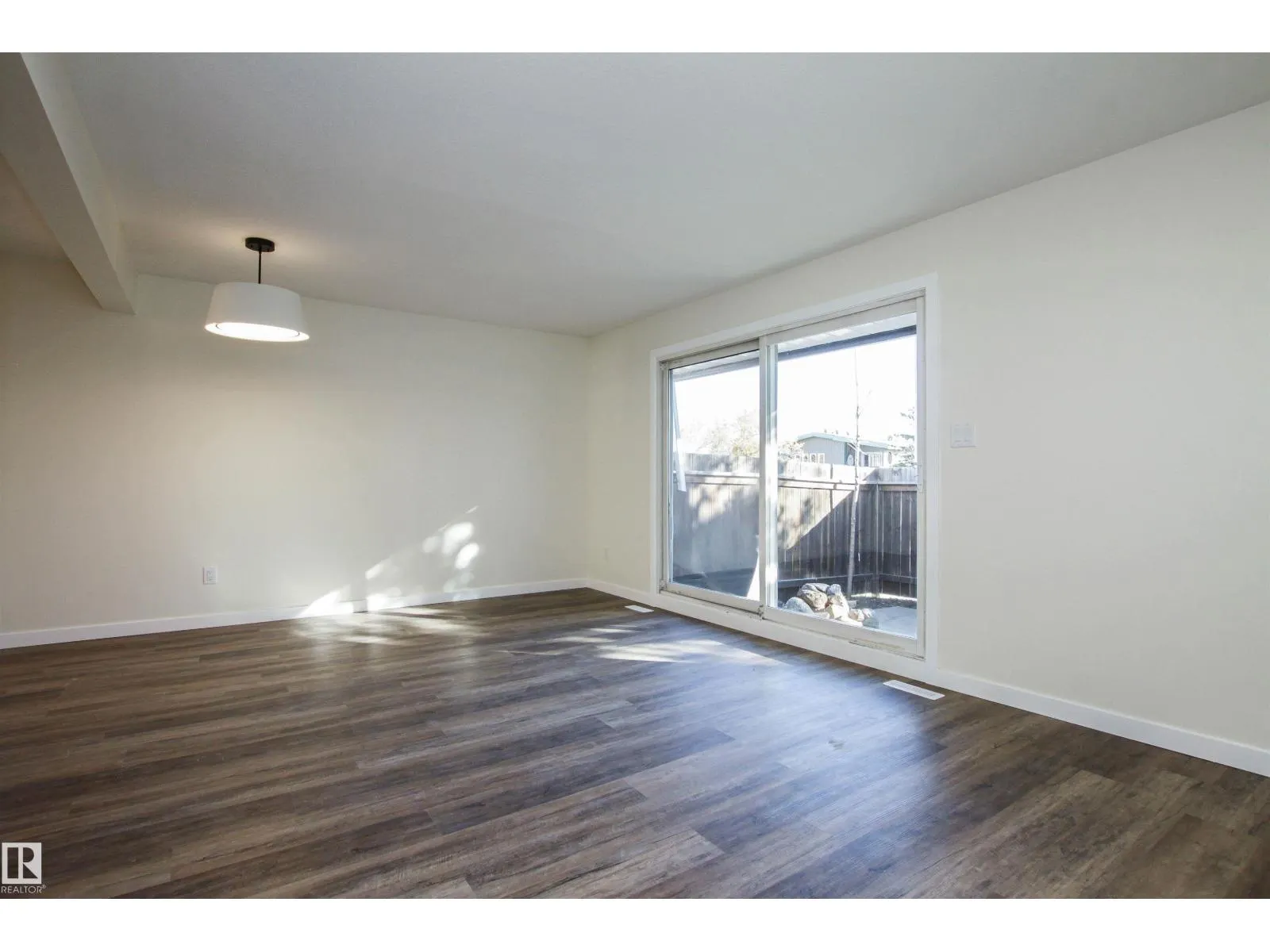 6420 180 ST NW