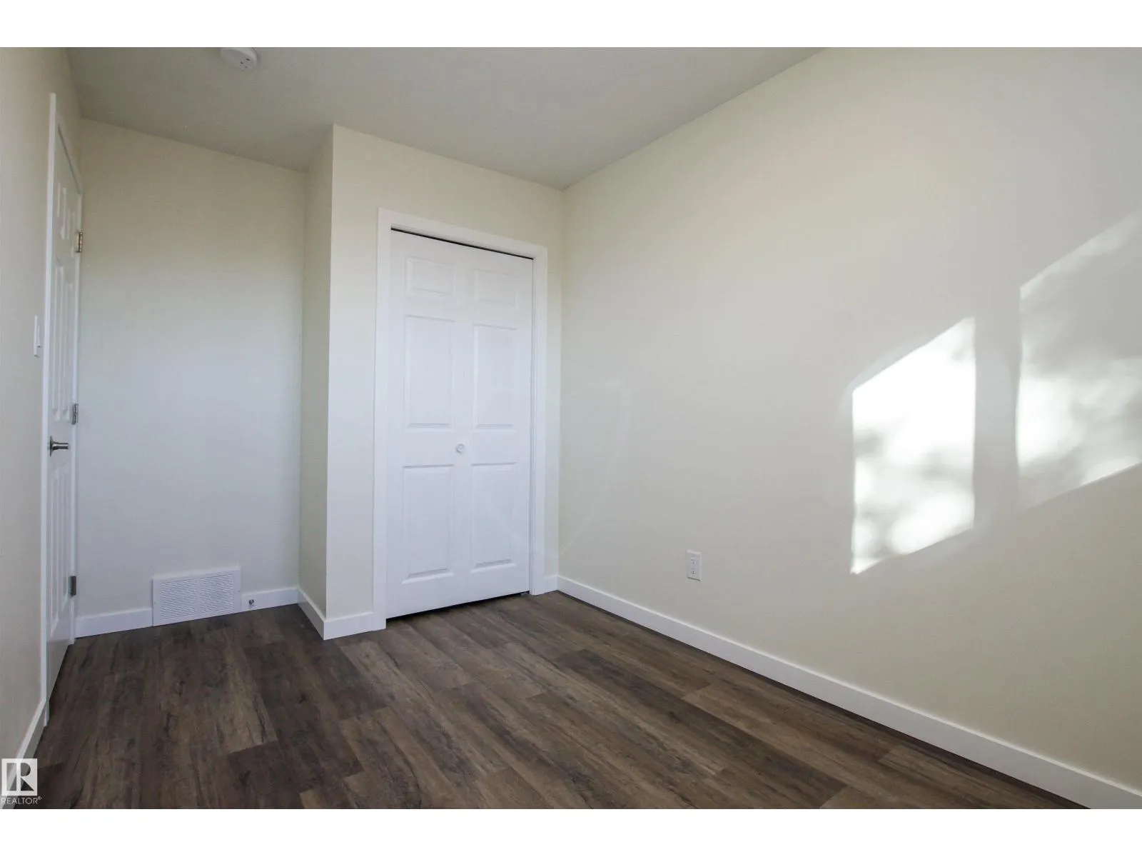6420 180 ST NW