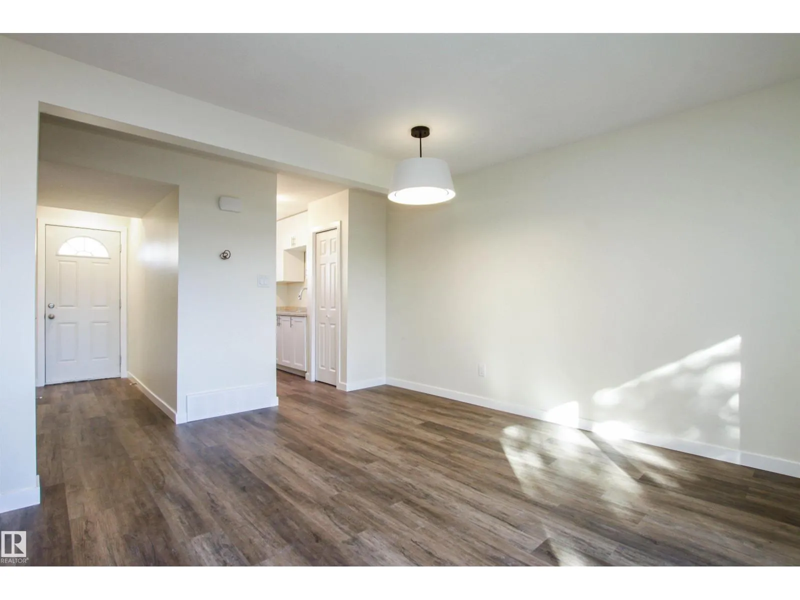 6420 180 ST NW