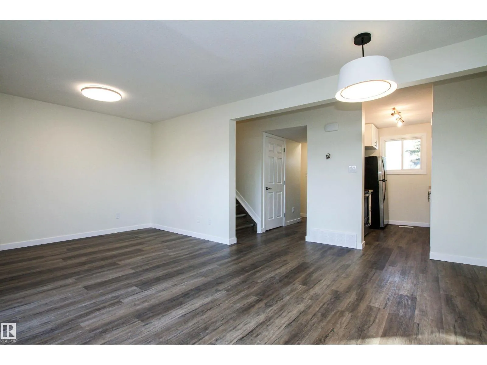 6420 180 ST NW
