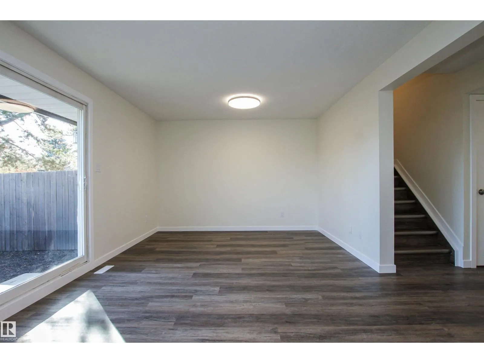 6420 180 ST NW
