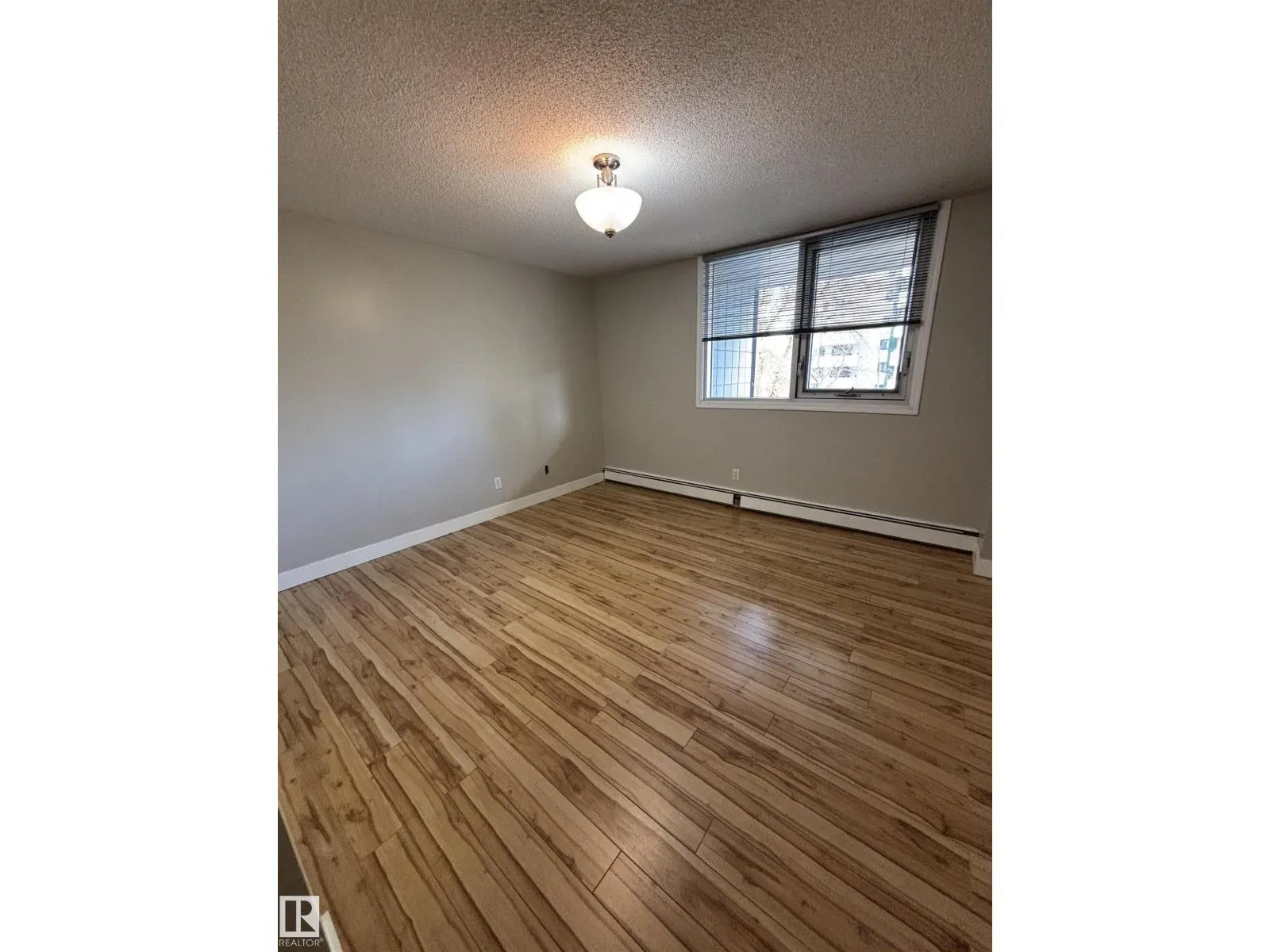 #306 10160 116 ST NW NW