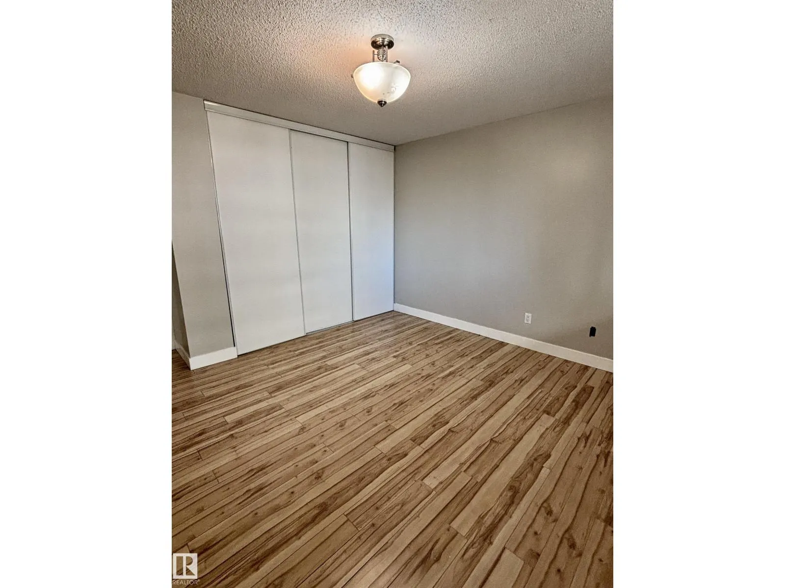 #306 10160 116 ST NW NW