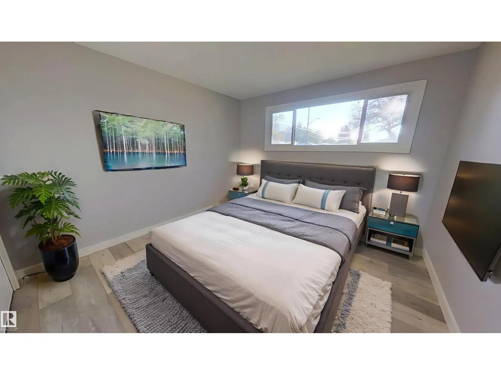 10458 166 ST NW