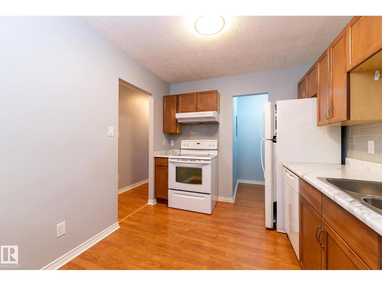 #67 1503 MILL WOODS RD NW