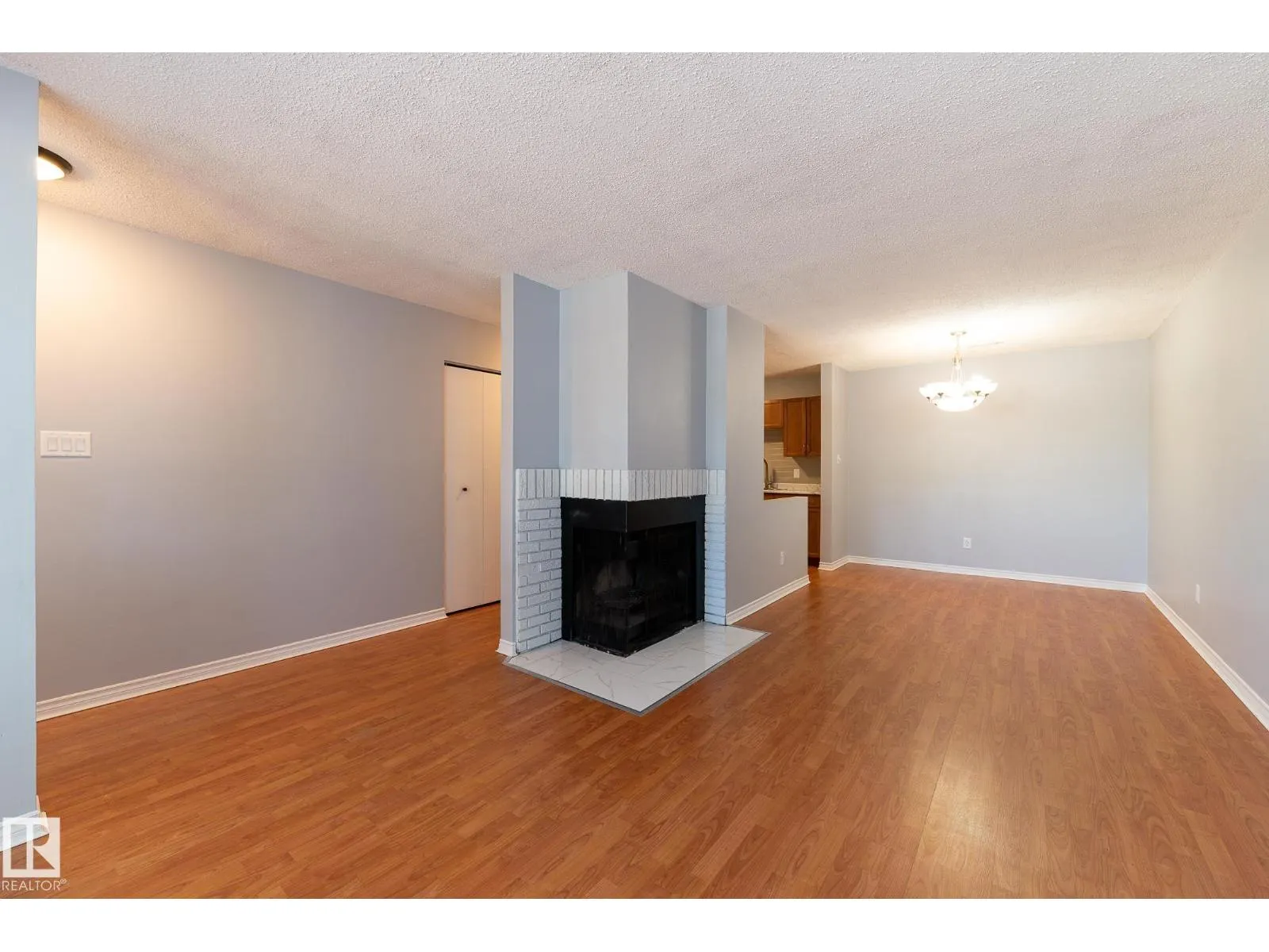 #67 1503 MILL WOODS RD NW