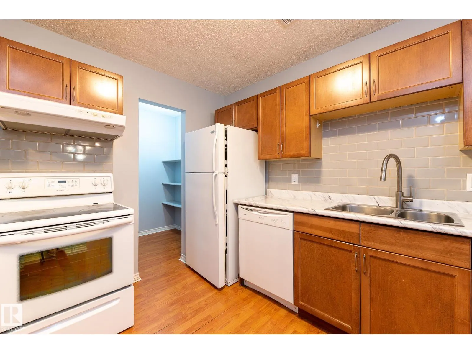 #67 1503 MILL WOODS RD NW