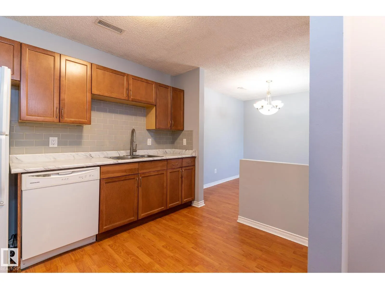 #67 1503 MILL WOODS RD NW