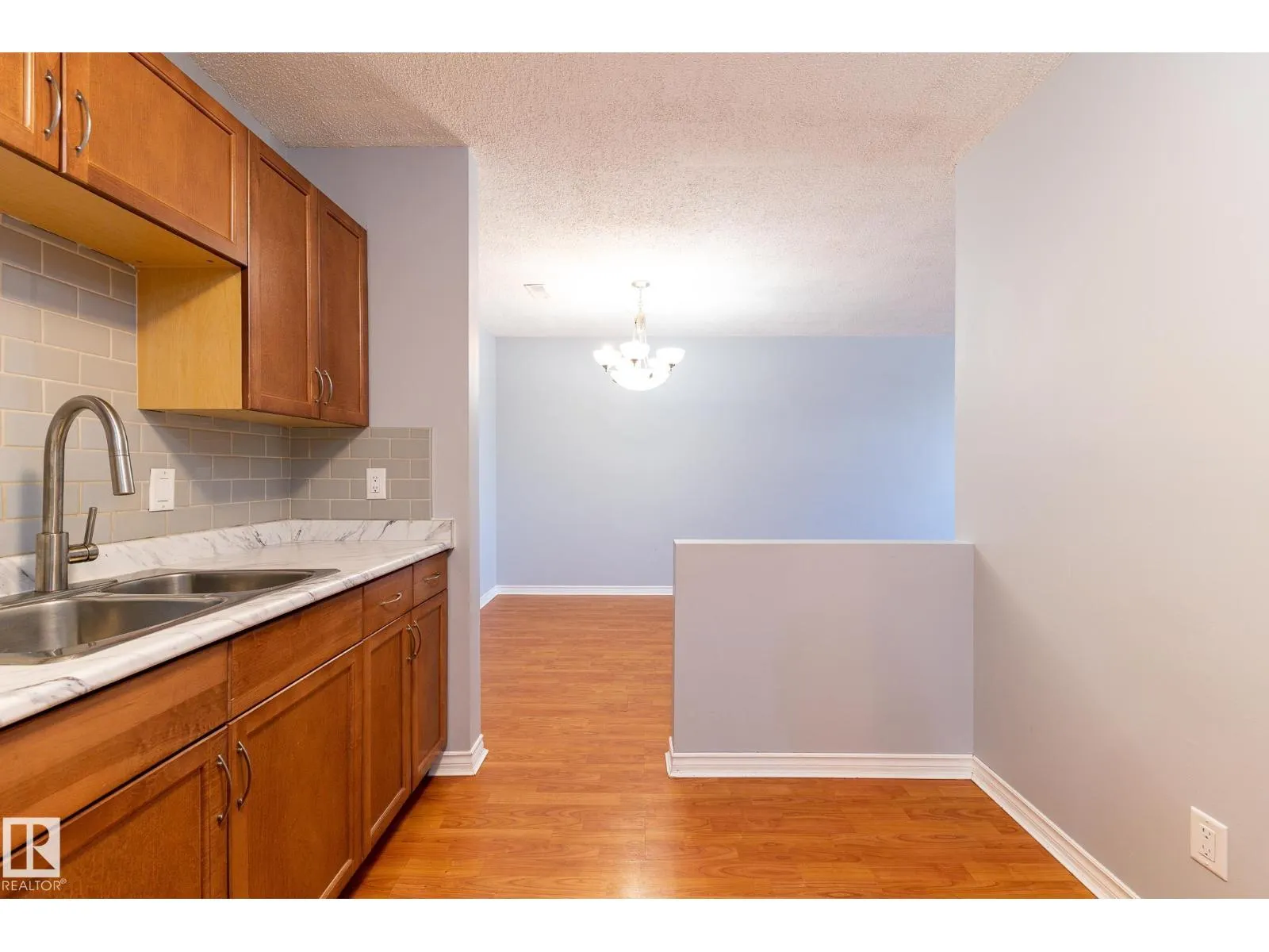 #67 1503 MILL WOODS RD NW