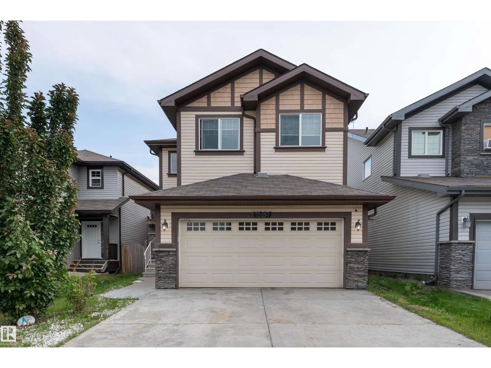 11535 16 AV SW