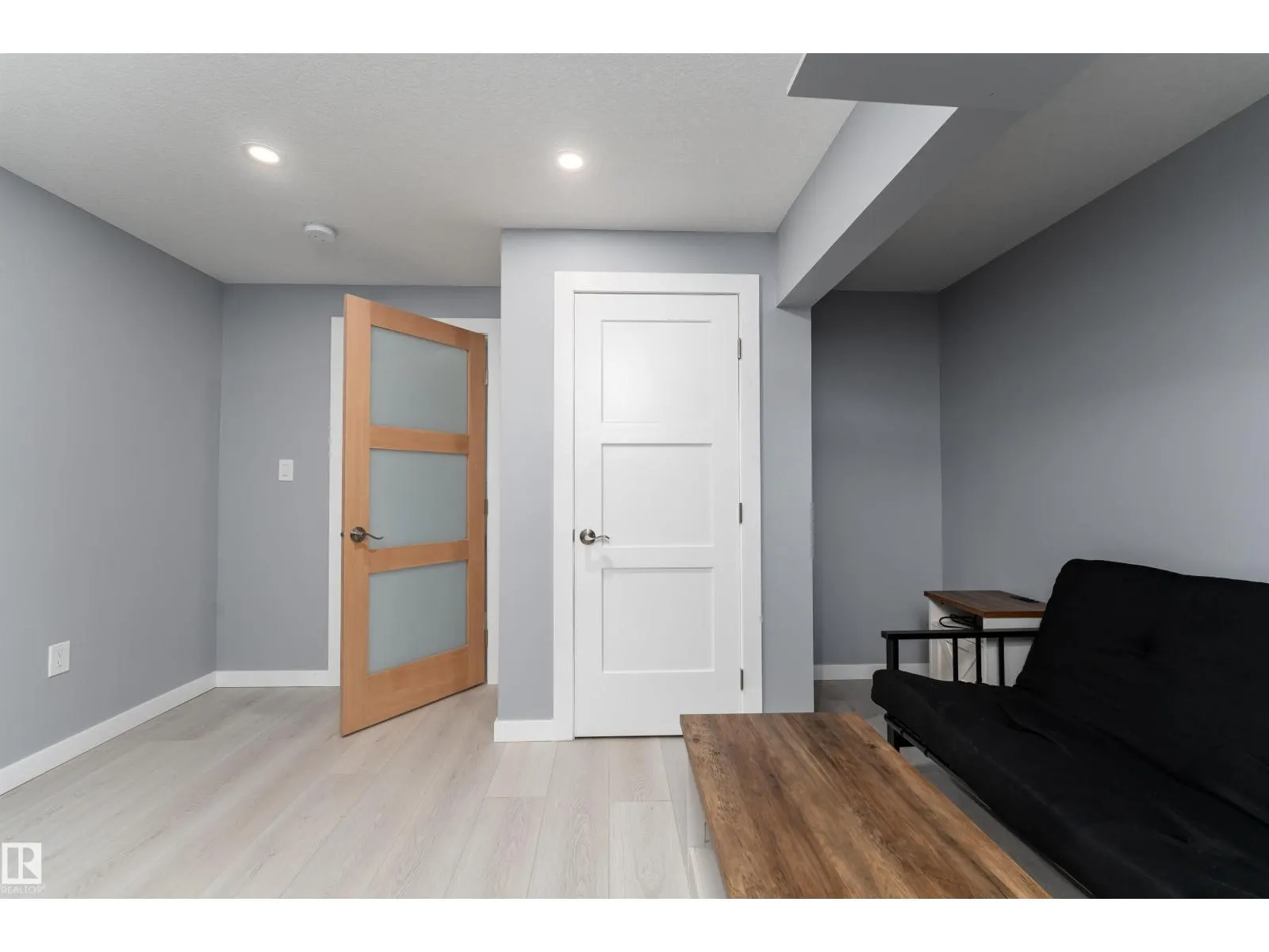 11535 16 AV SW