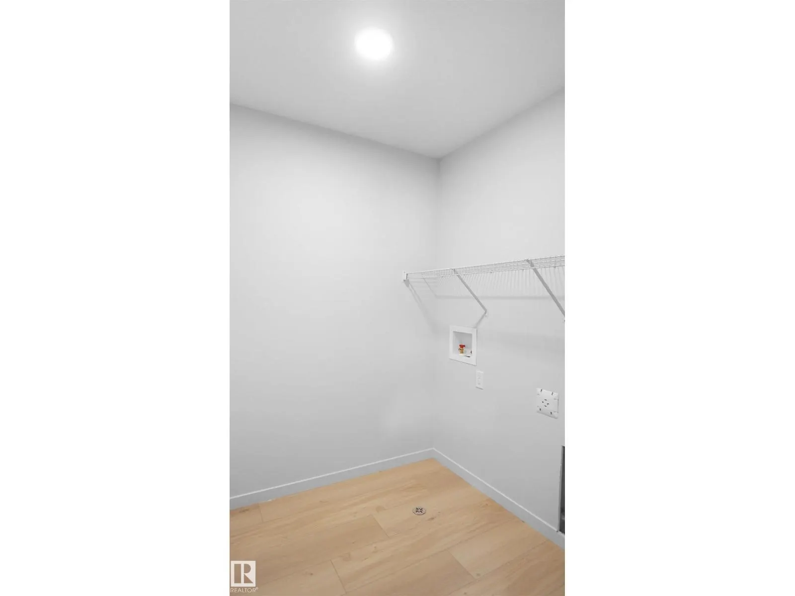 109 ELSINORE PL NW
