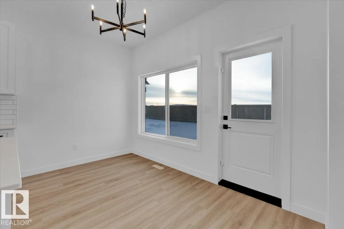 219 RAVINE DR