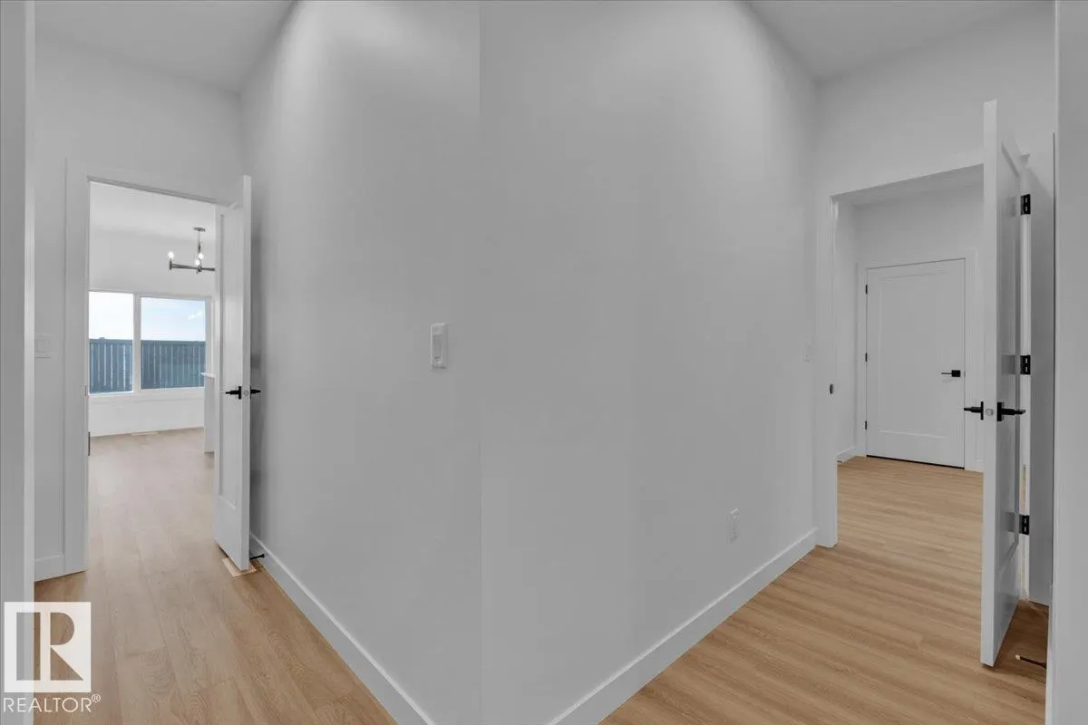 219 RAVINE DR