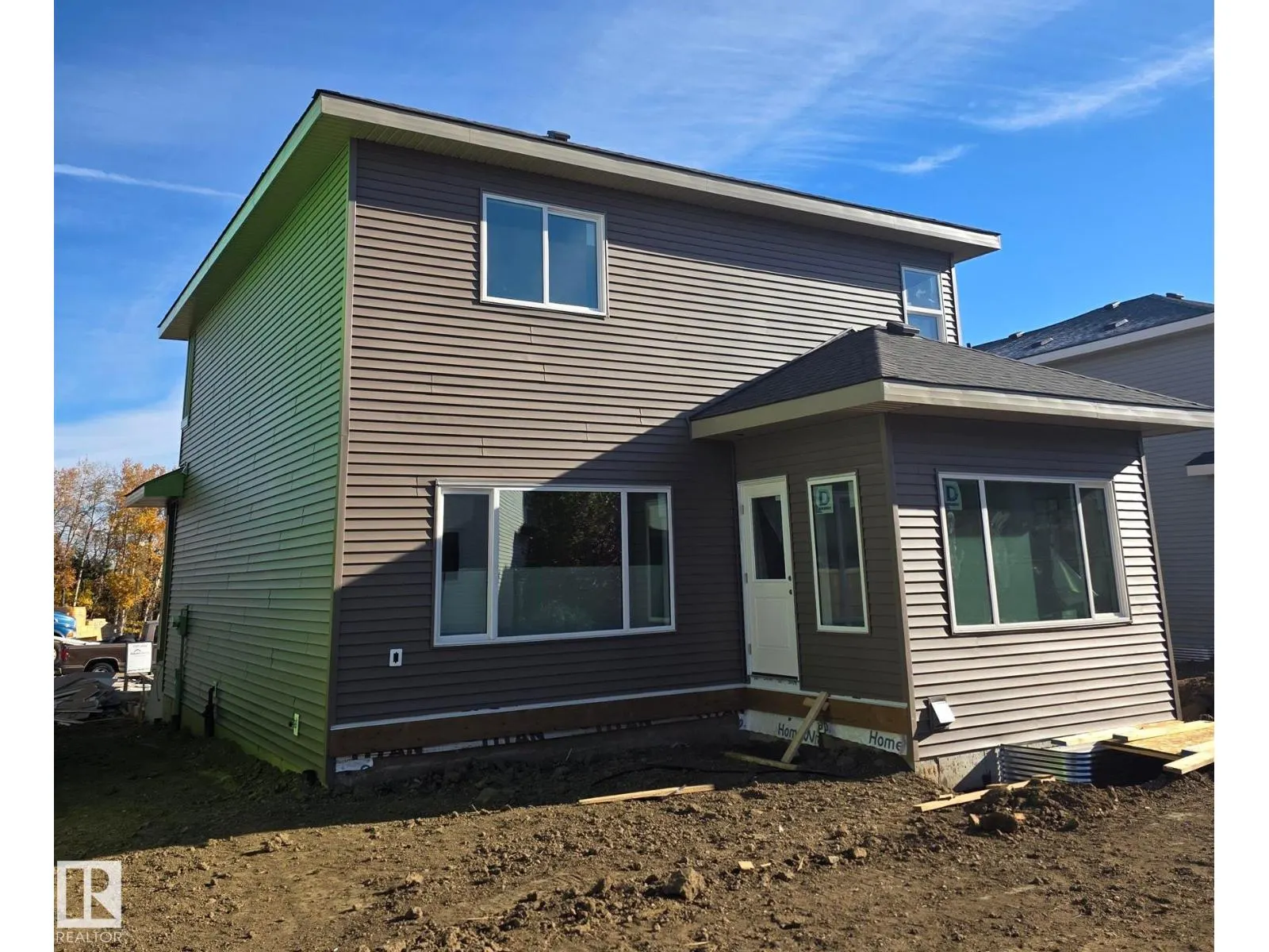 219 RAVINE DR