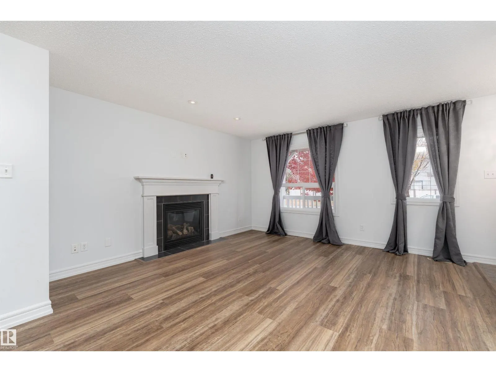 4268 Summerland DR