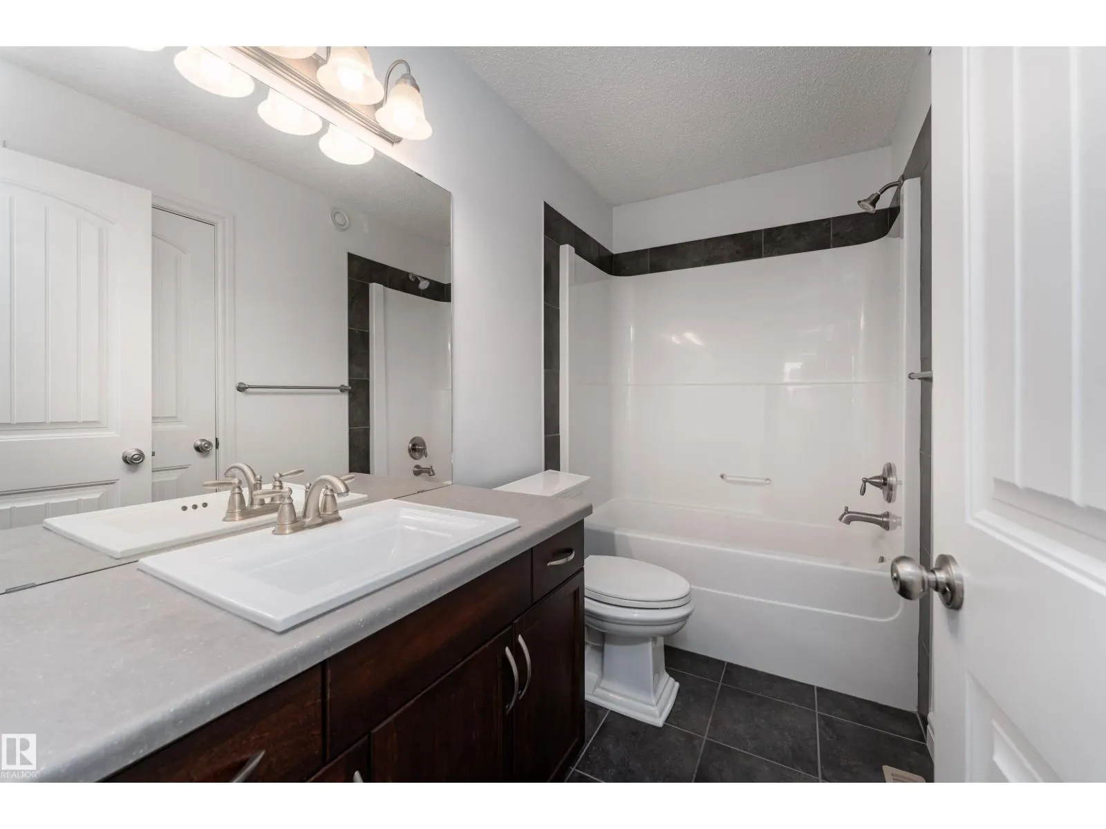 4268 Summerland DR