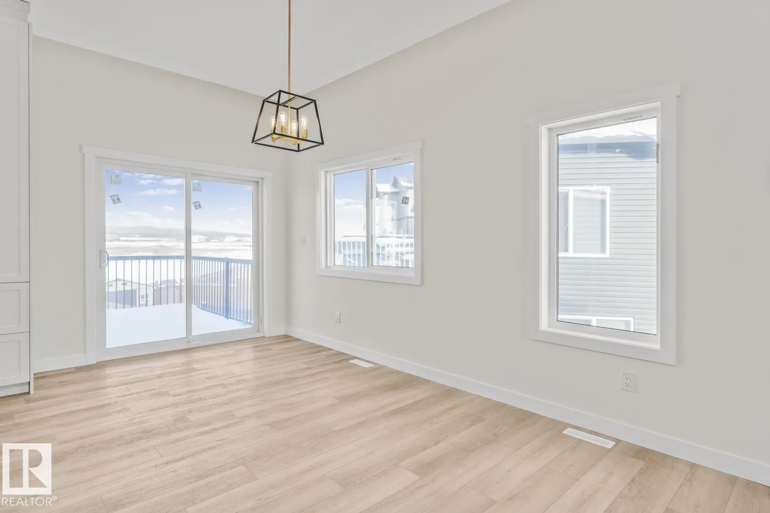 327 Fundy WY