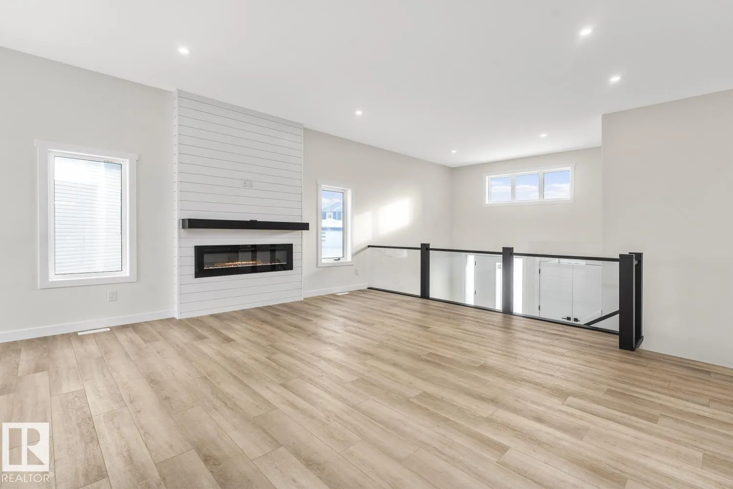 327 Fundy WY