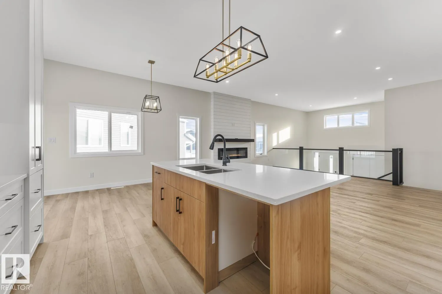 327 Fundy WY