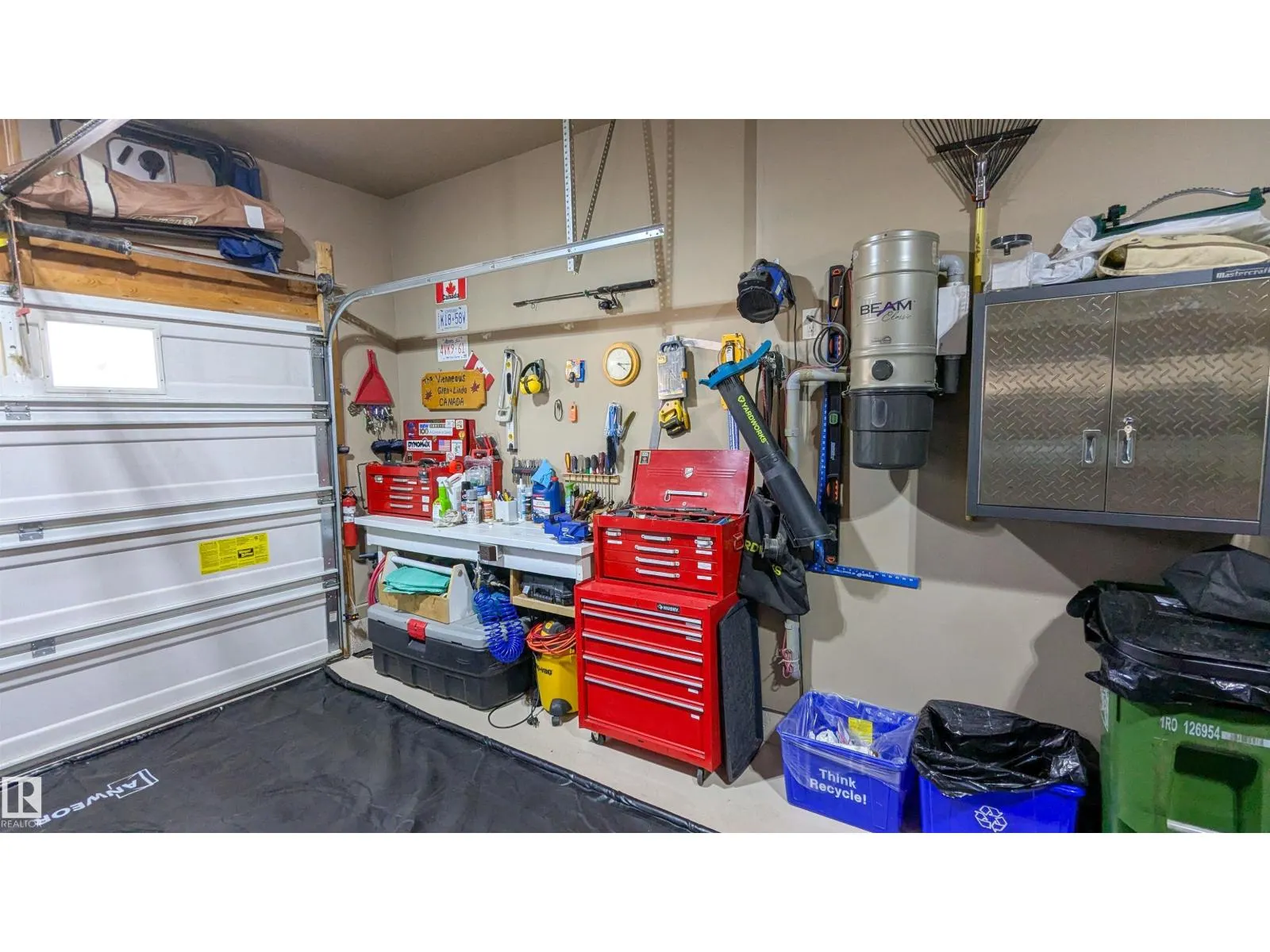 959 YOUVILLE DR W NW