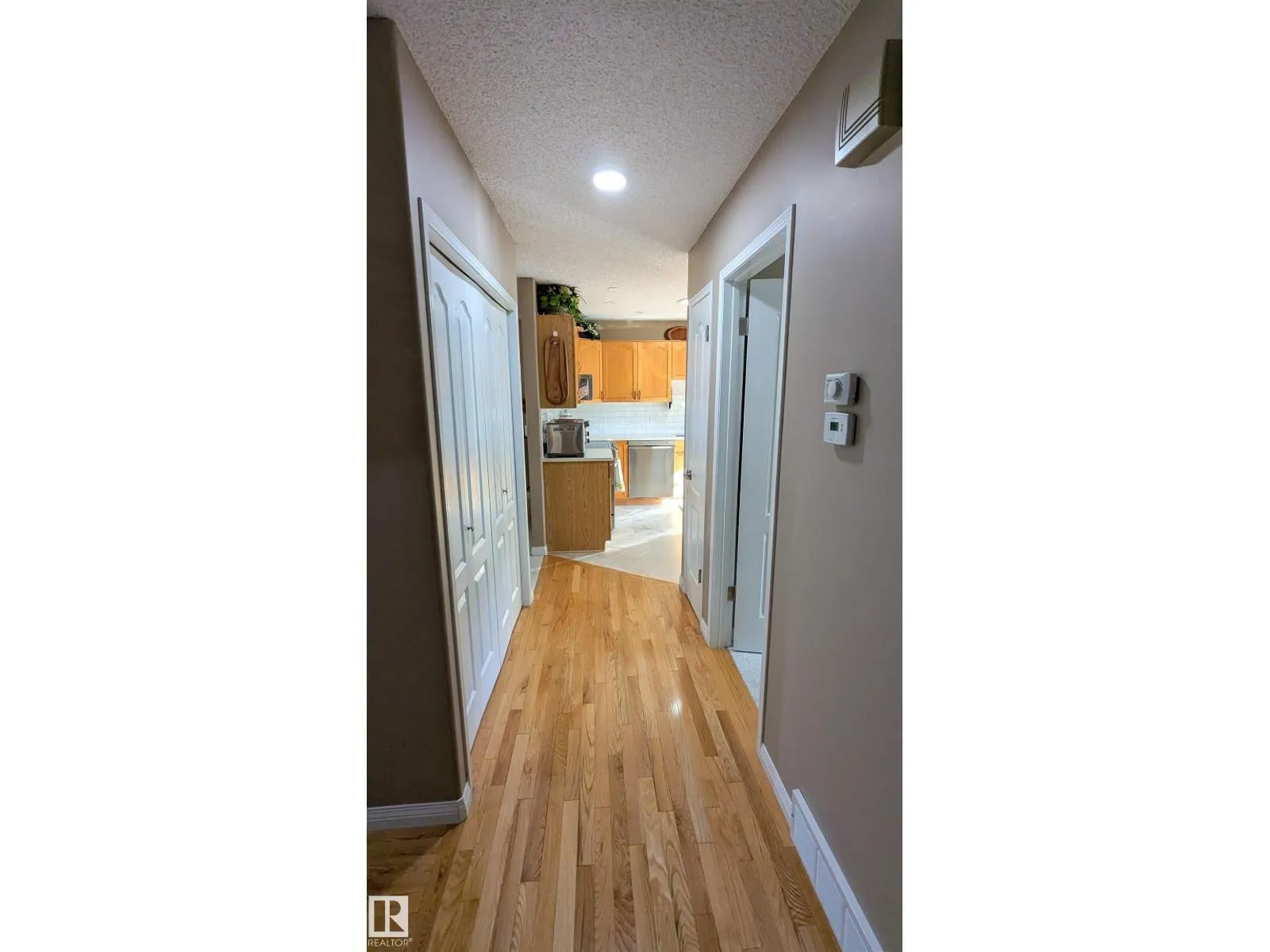 959 YOUVILLE DR W NW