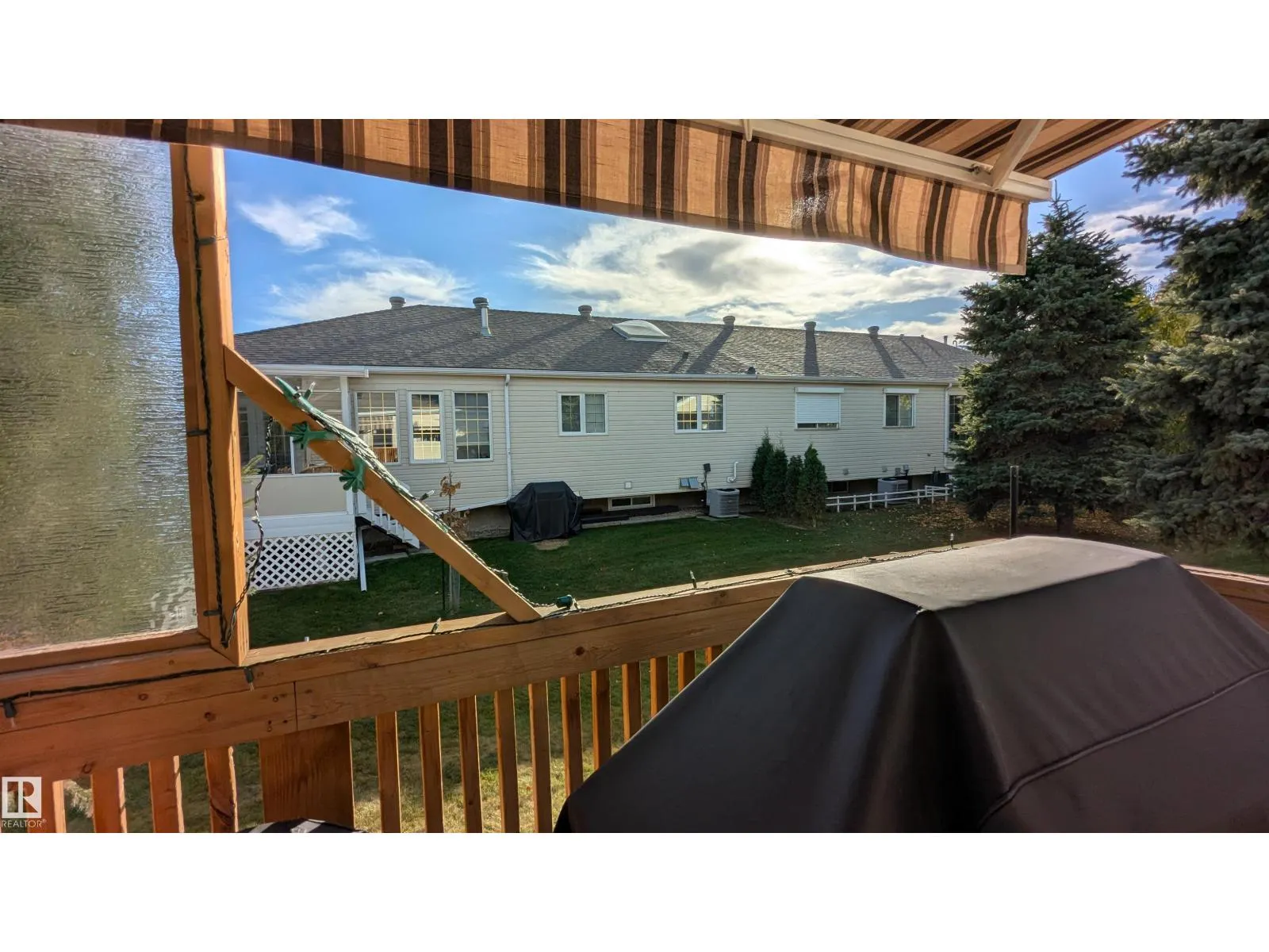 959 YOUVILLE DR W NW