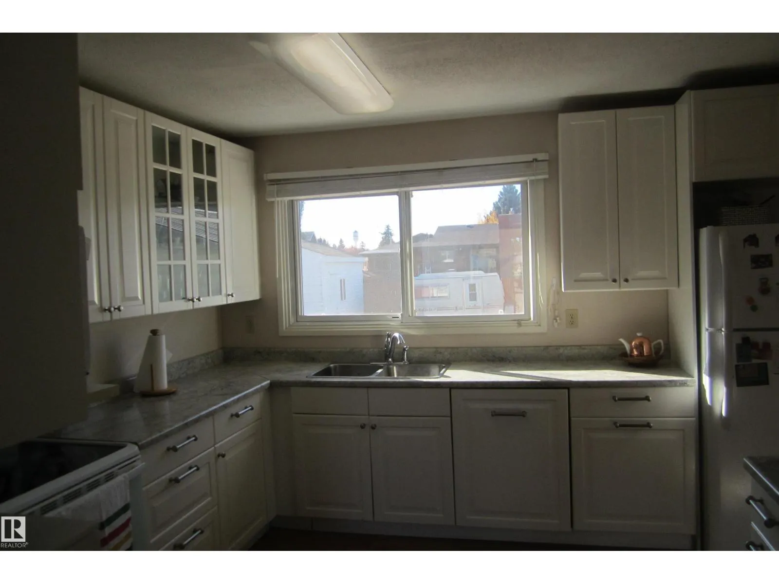 119 Willow DR