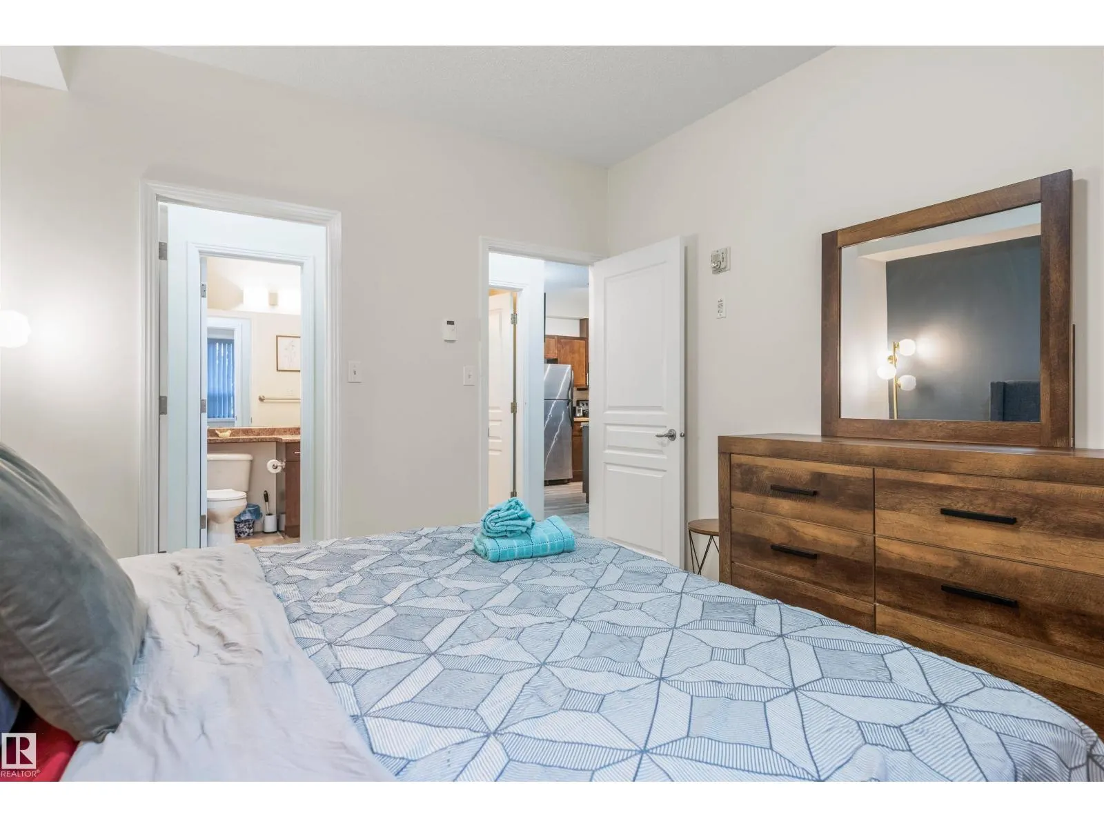 #120 2035 GRANTHAM CT NW