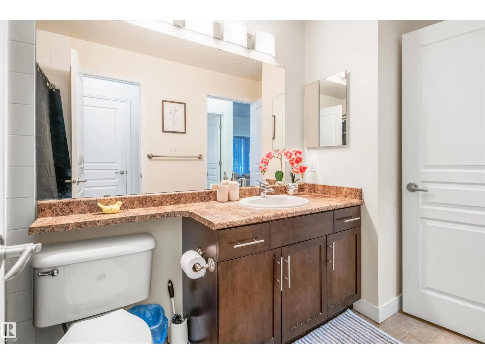 #120 2035 GRANTHAM CT NW