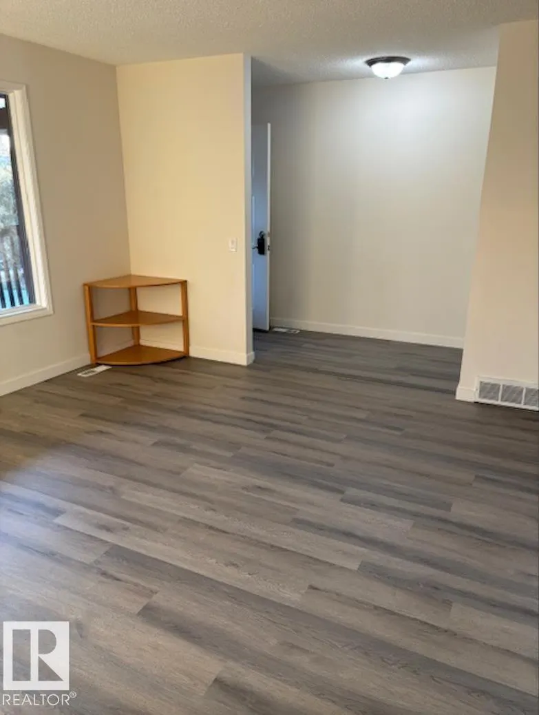 5512 38B AV NW