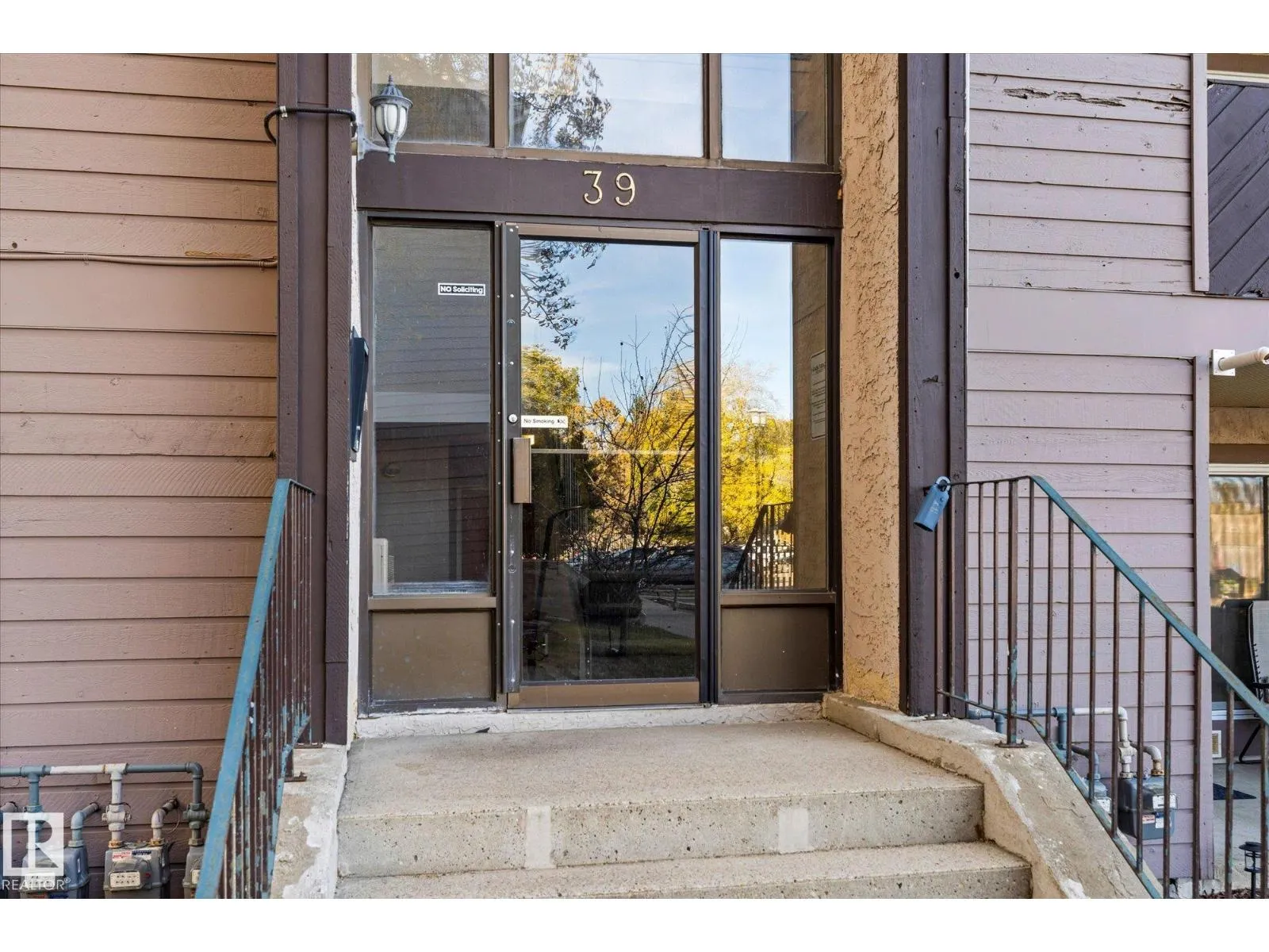 #104 39 AKINS DR