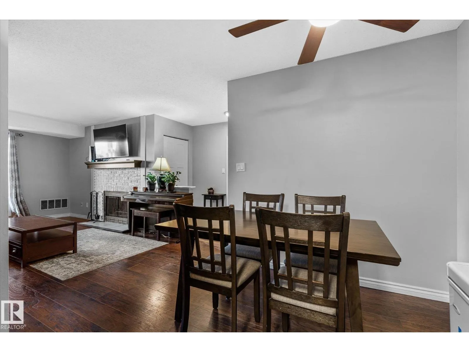 #104 39 AKINS DR
