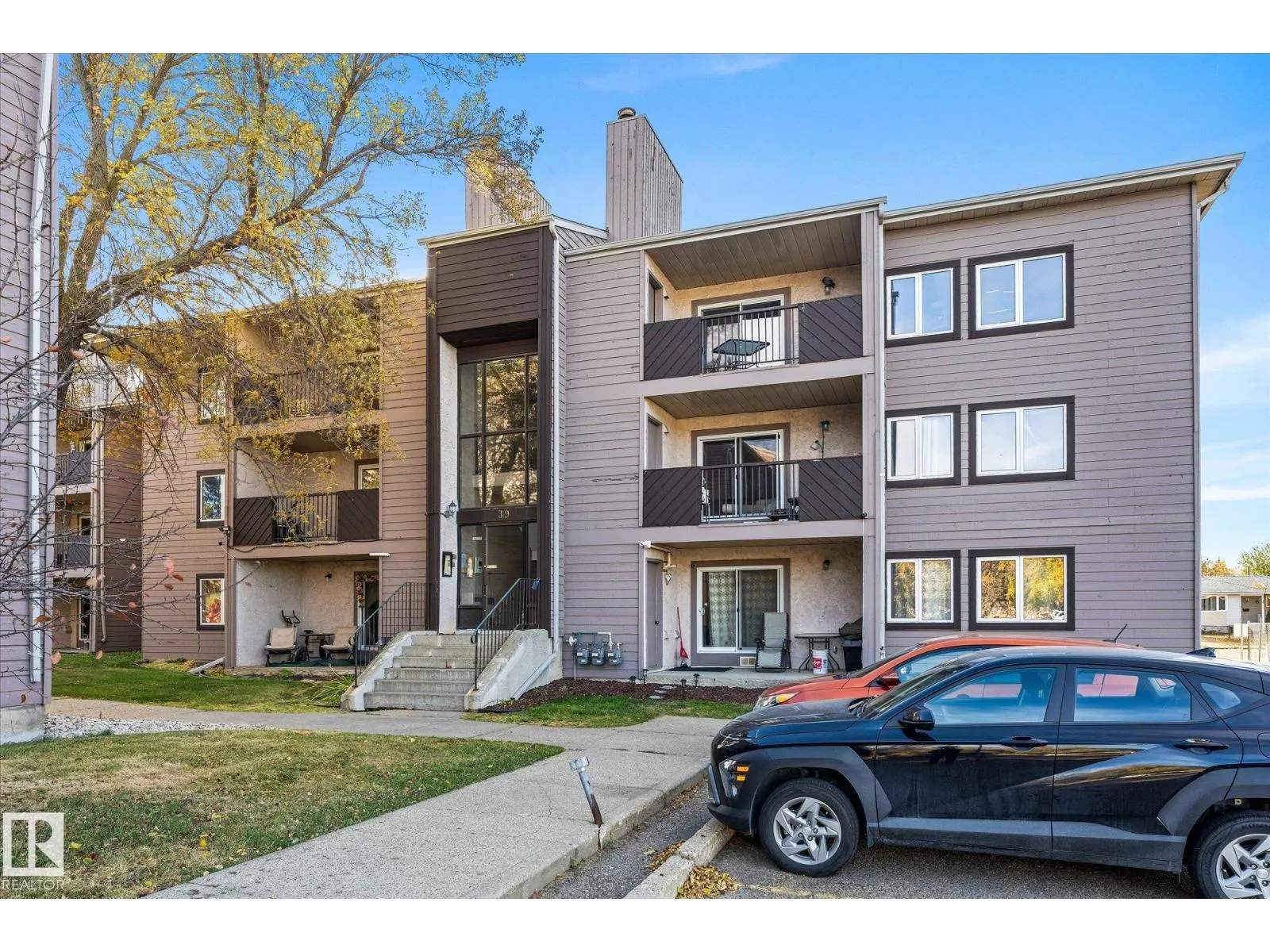 #104 39 AKINS DR