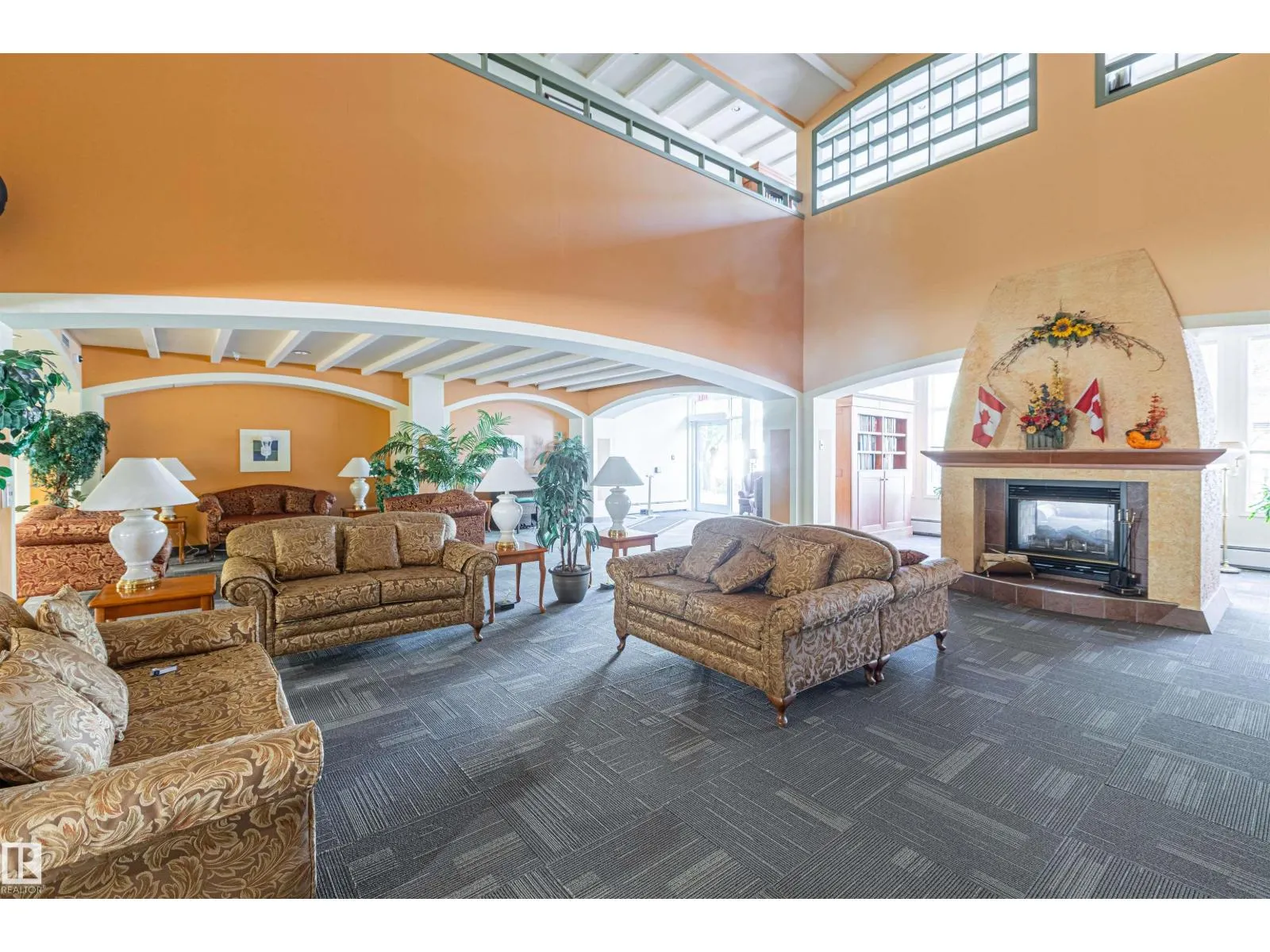 #203 78 MCKENNEY AV