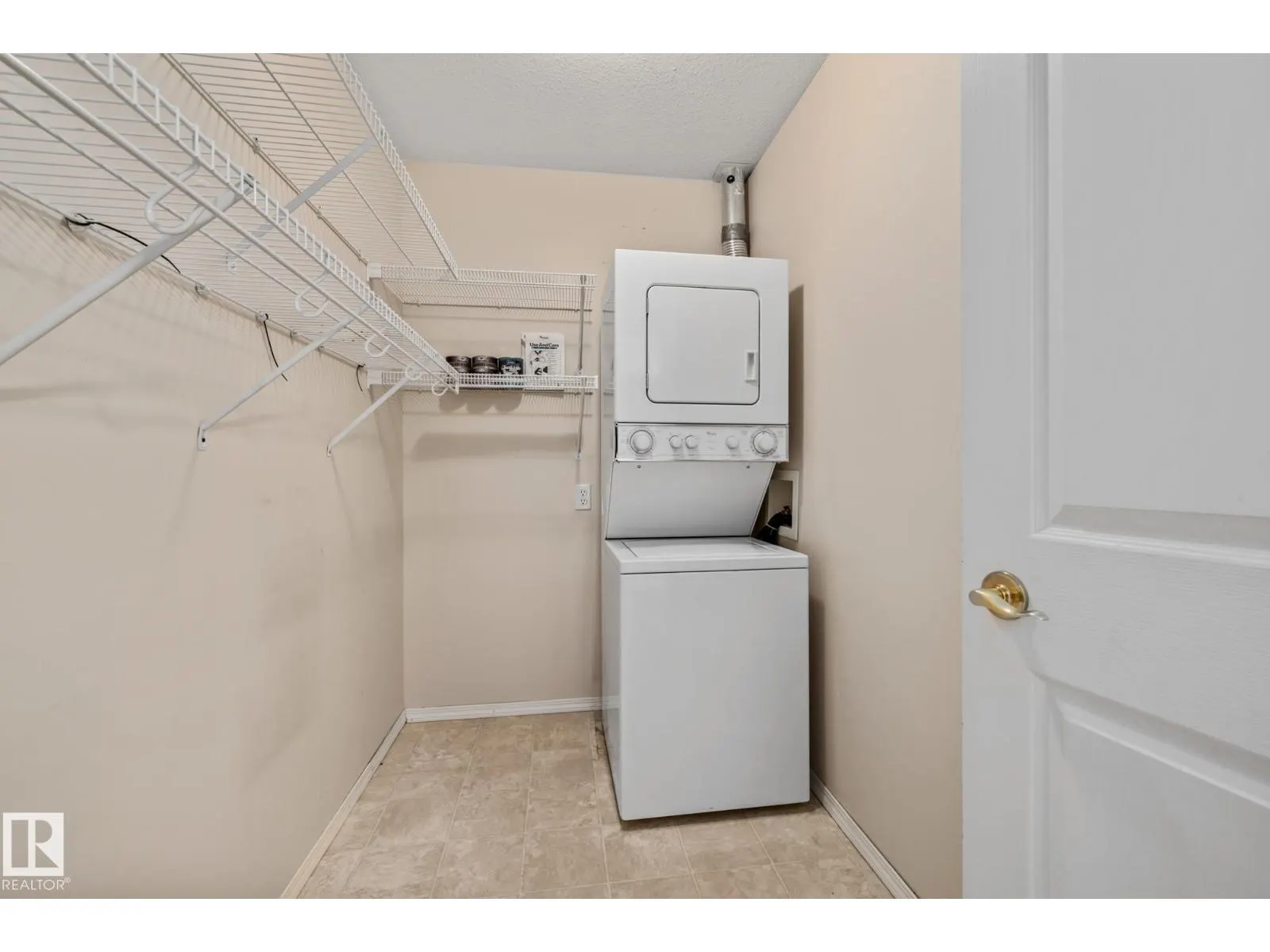 #203 78 MCKENNEY AV