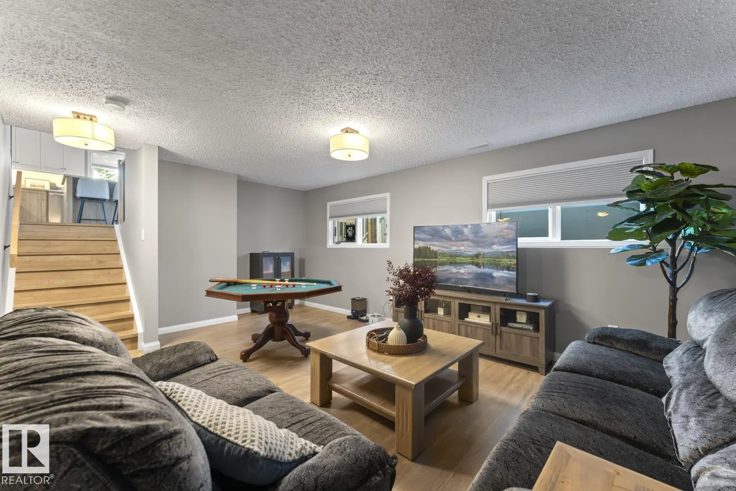 5206 43 ST