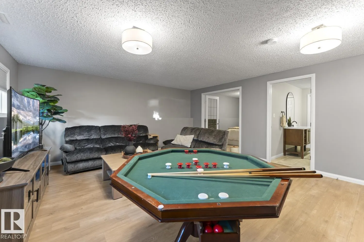 5206 43 ST