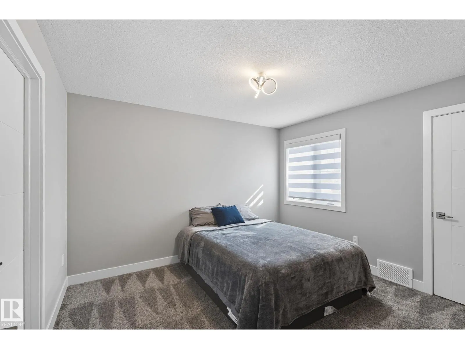 7520 173 AV NW
