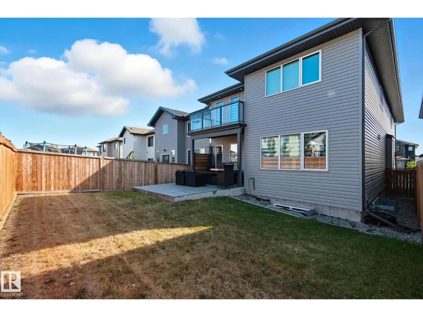 7520 173 AV NW