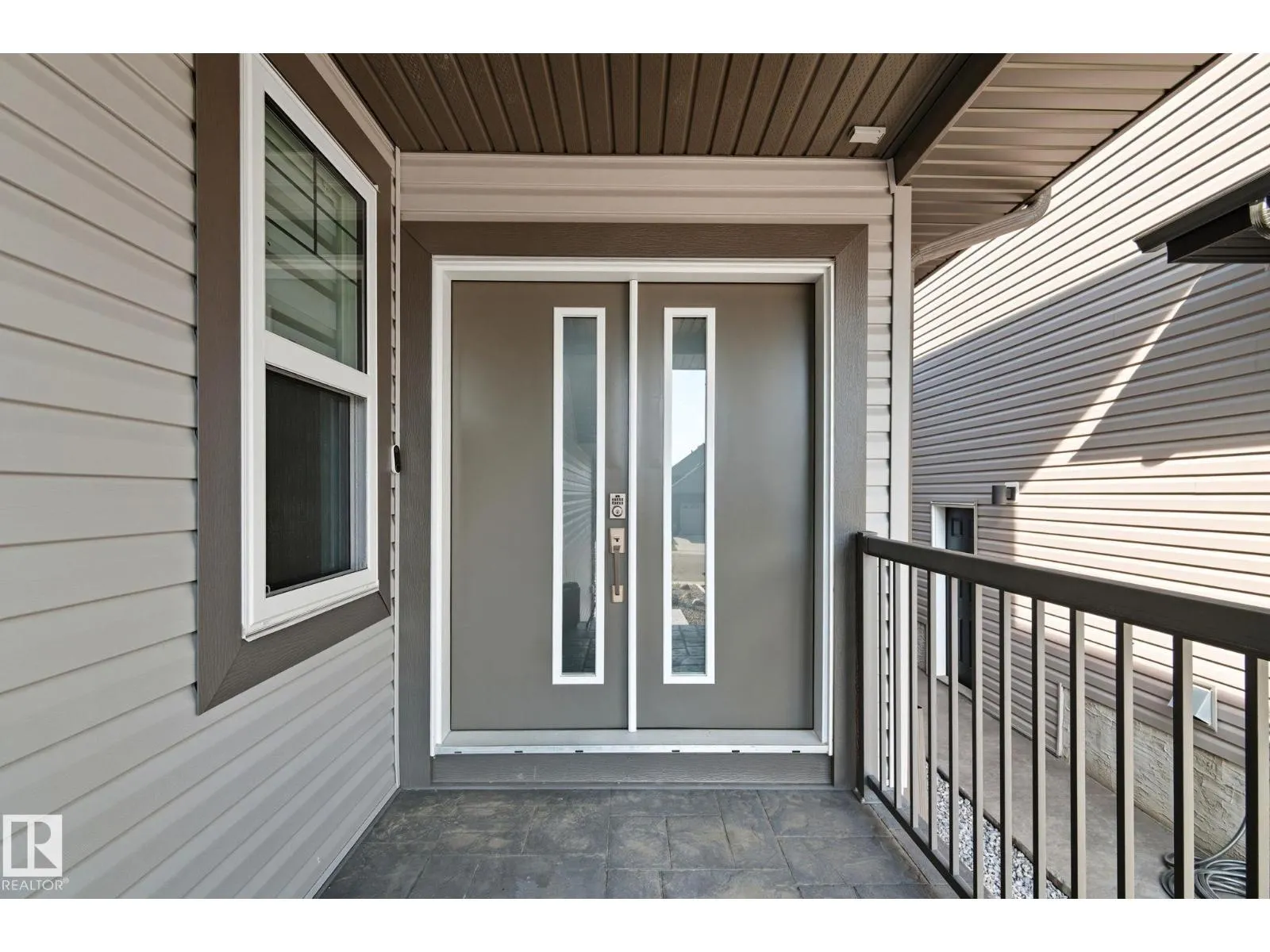 7520 173 AV NW