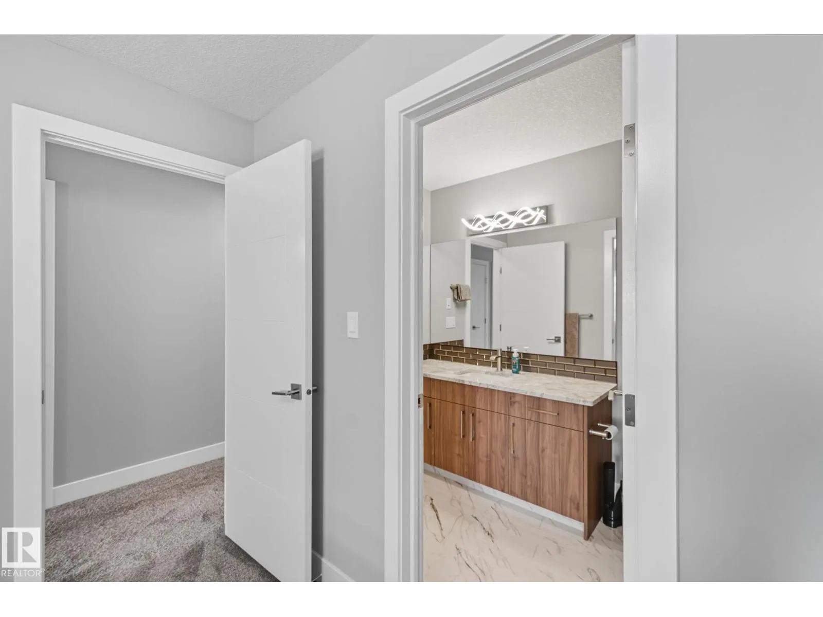 7520 173 AV NW