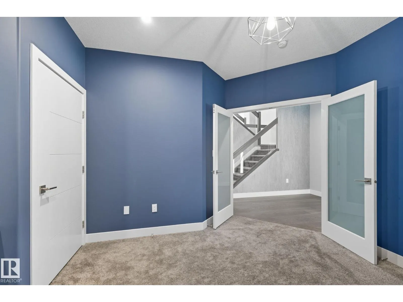 7520 173 AV NW