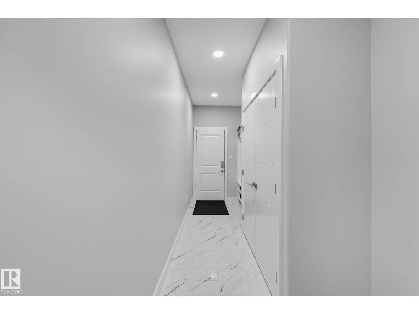 7520 173 AV NW