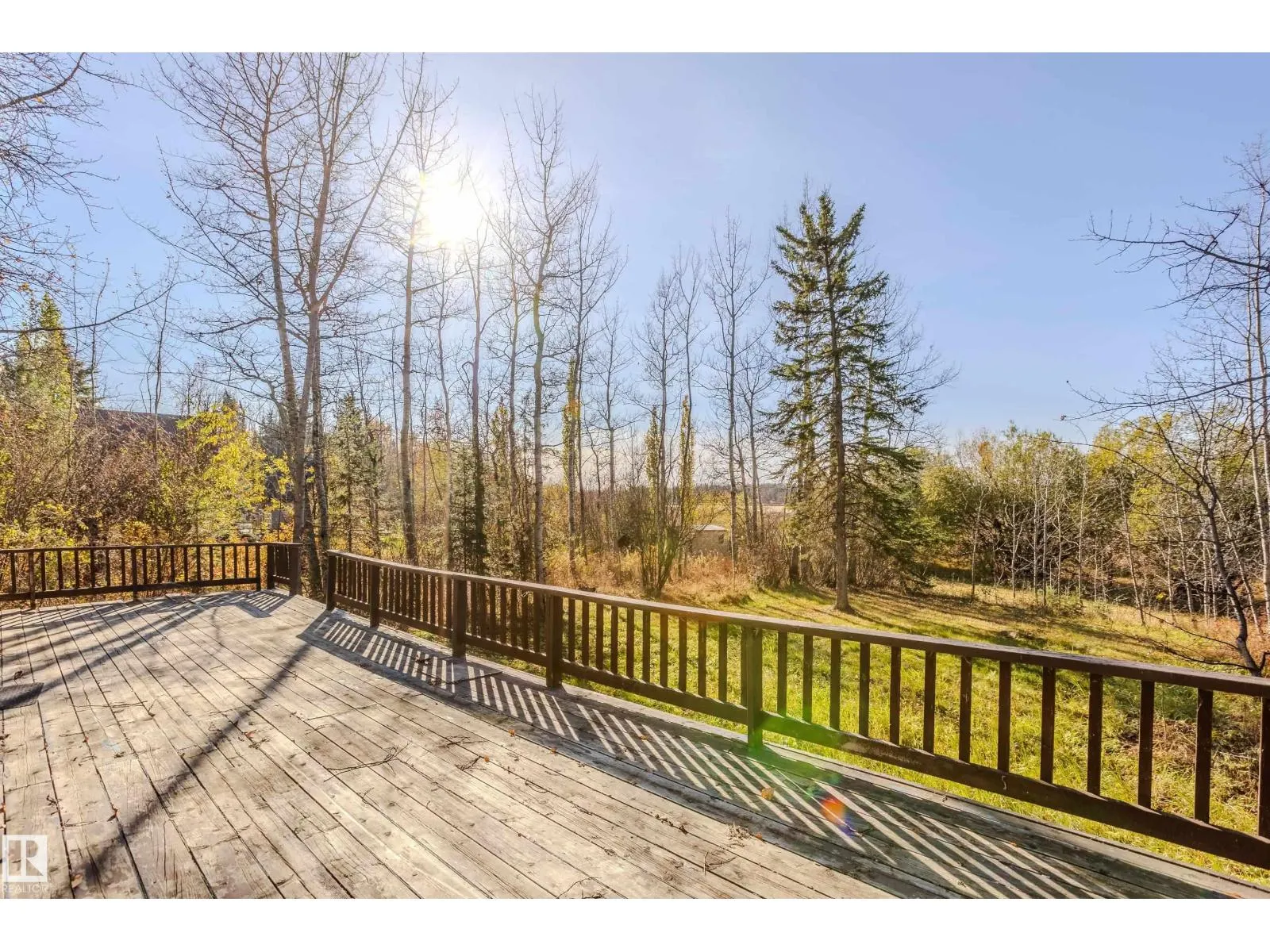 161 Lakeshore DR