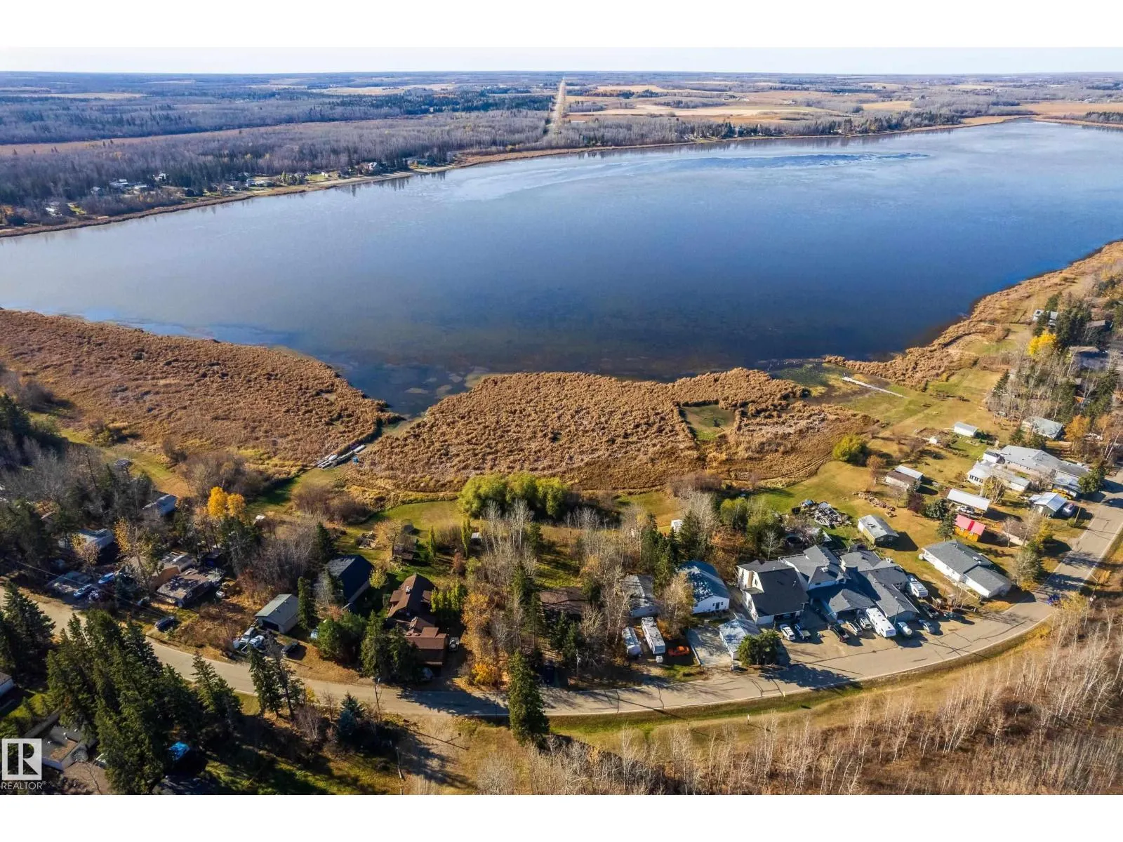 161 Lakeshore DR