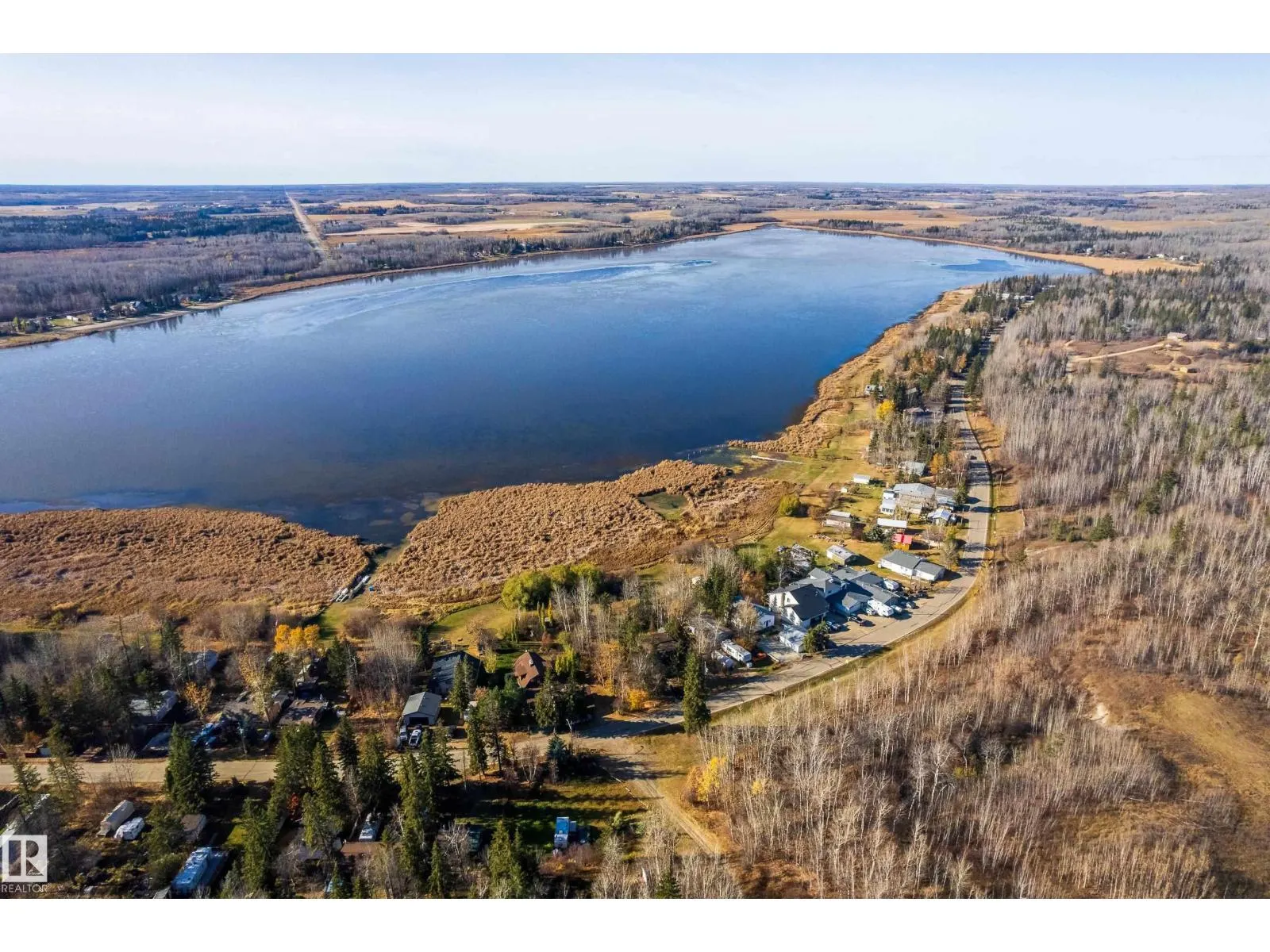 161 Lakeshore DR