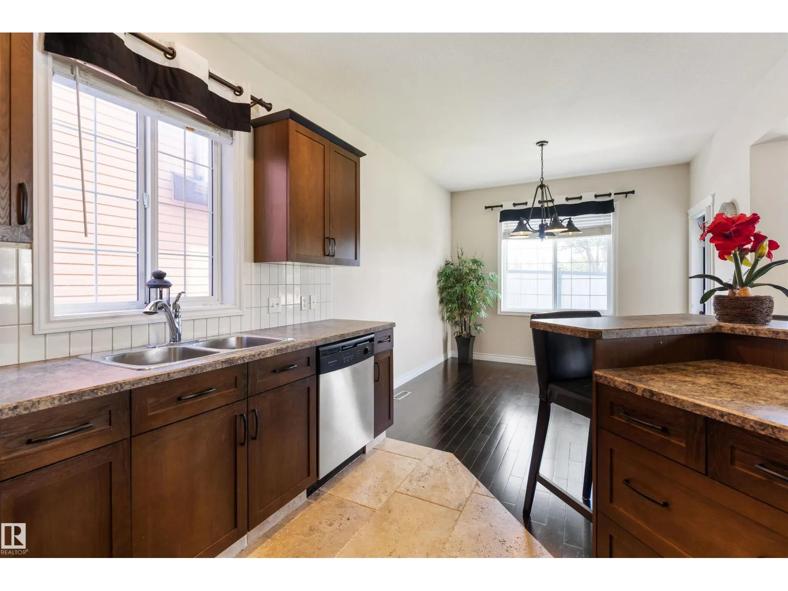 10416 99 ST