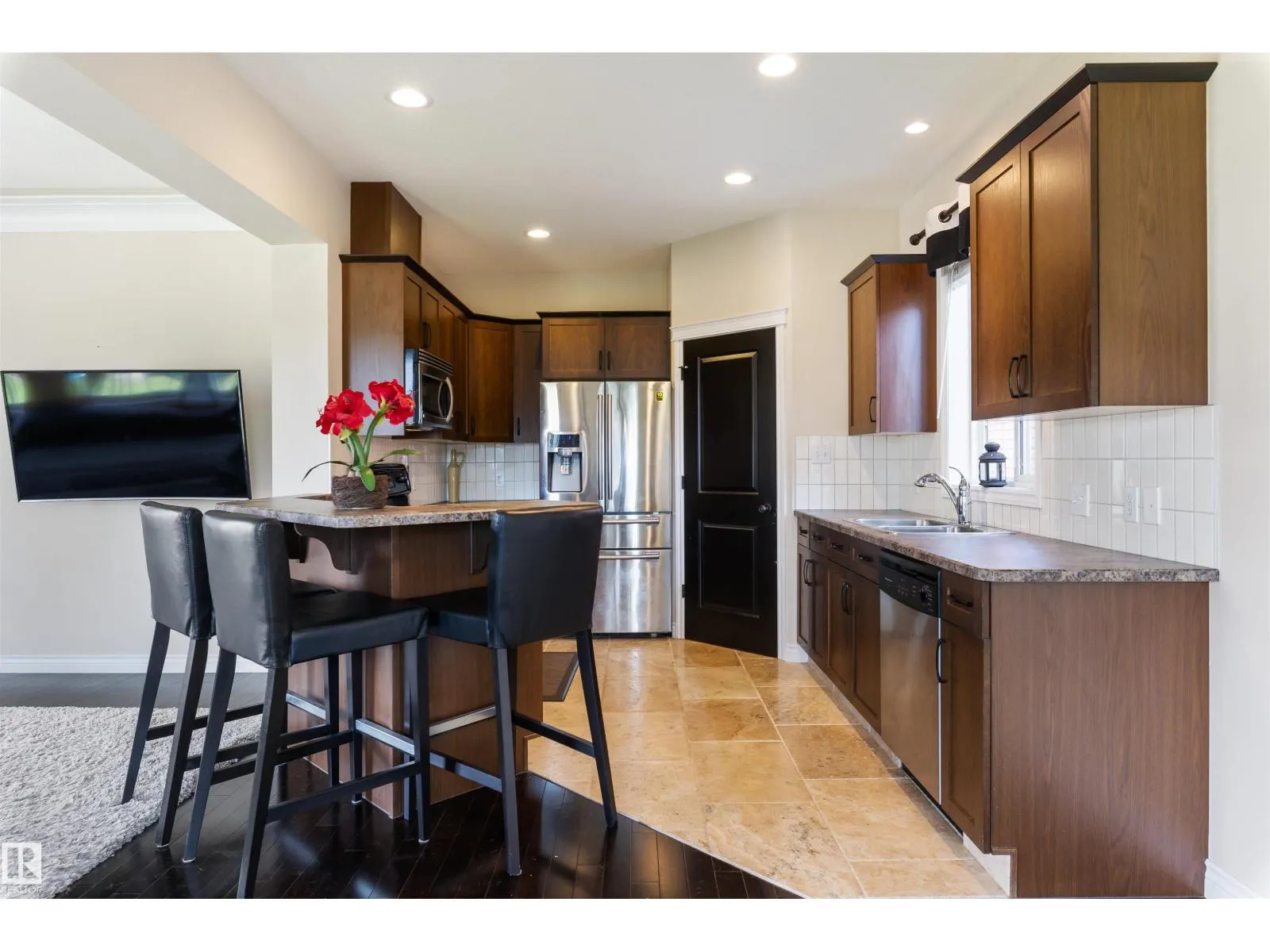 10416 99 ST